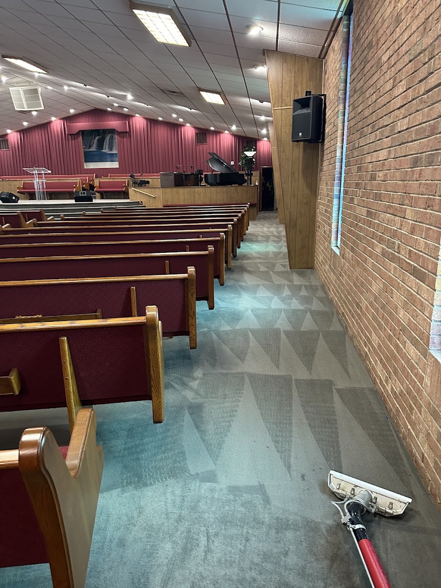 Commercial sanctuary carpet cleaning for a local church